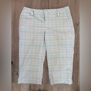 Under Armour Performance Women's White Blue Plaid Golf Capri Pants